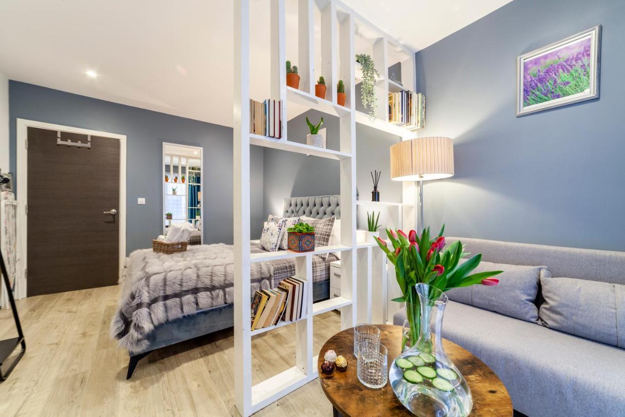 Private Double Bd With Optional Balcony, 15 Mins To London Ccアパートメント エクステリア 写真